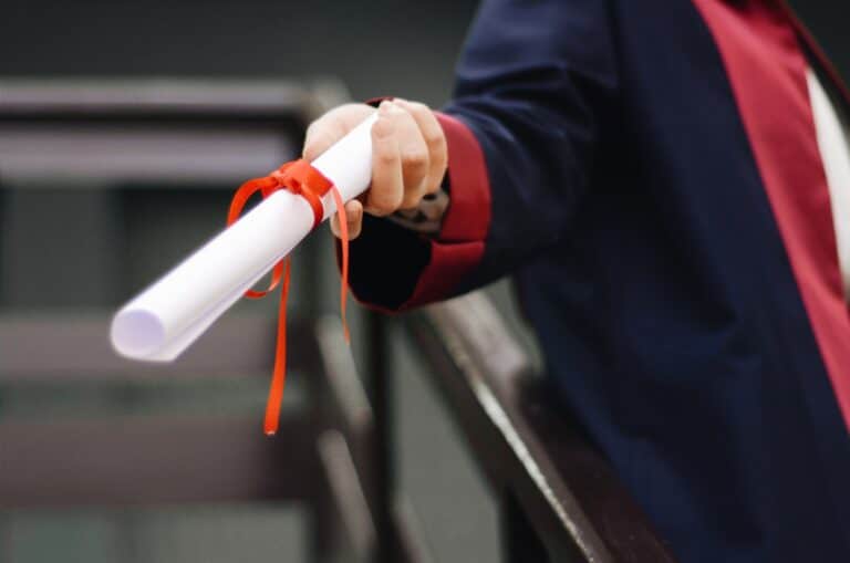 VAE : la clé pour saisir de nouvelles opportunités et améliorer ses compétences en vue de la reconversion professionnelle